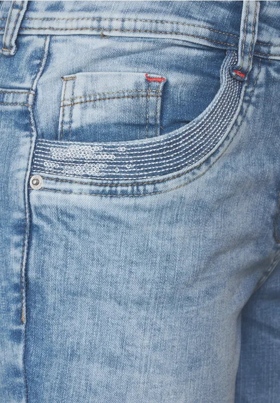 Loose Fit Jeans light blue washed