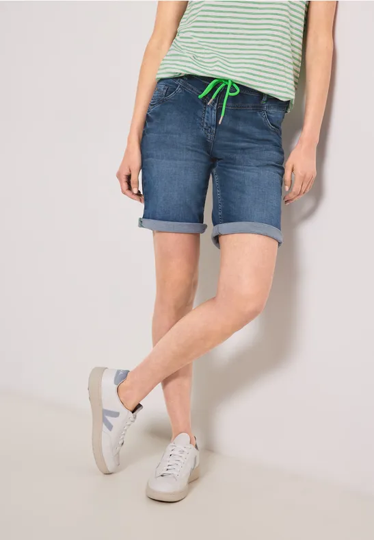 Loose Fit Jeansshorts mid blue wash