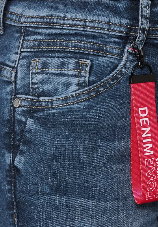 Casual Fit Jeans authentic blue wash