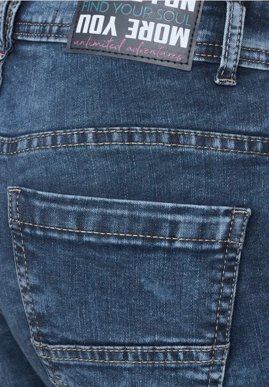 Casual Fit Jeans authentic blue wash