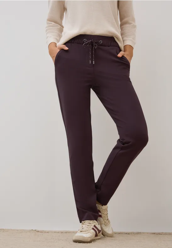 Casual Fit Hose eggplant red