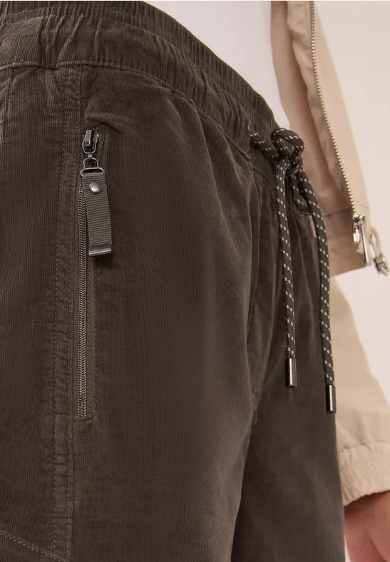Comfortabele corduroy broek misty taupe
