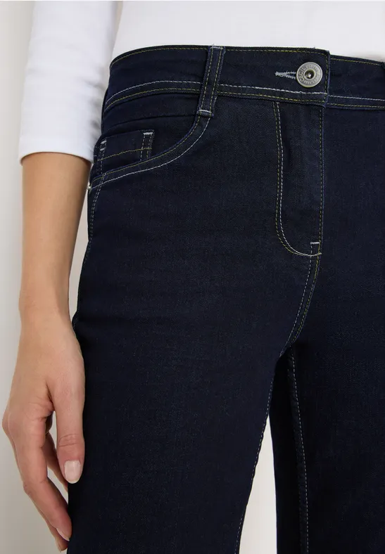 Straight Leg Jeans rinsed wash