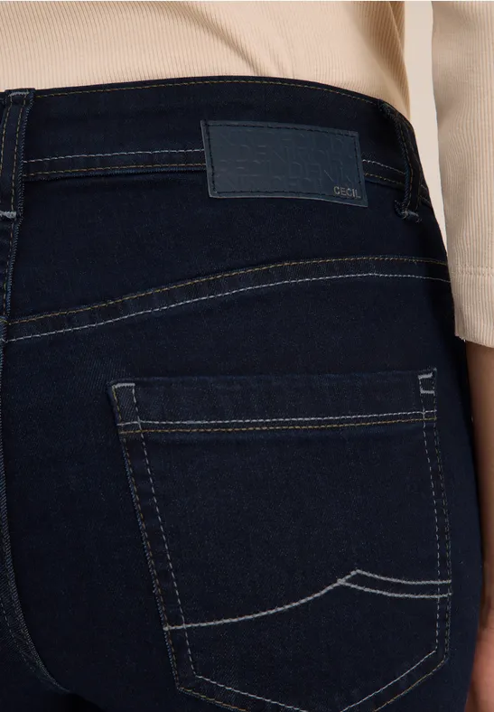 Straight Leg Jeans rinsed wash