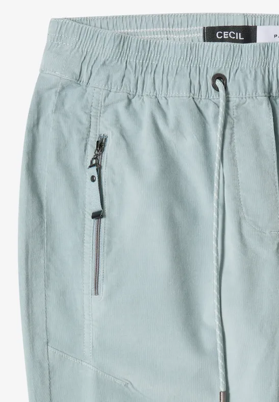 Comfortabele corduroy broek light mint blue