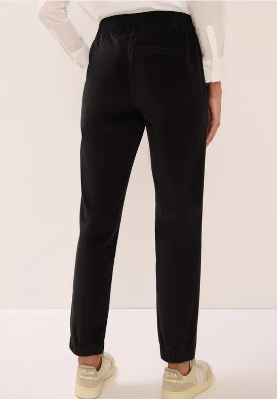 Cordhose im Causal Fit carbon grey