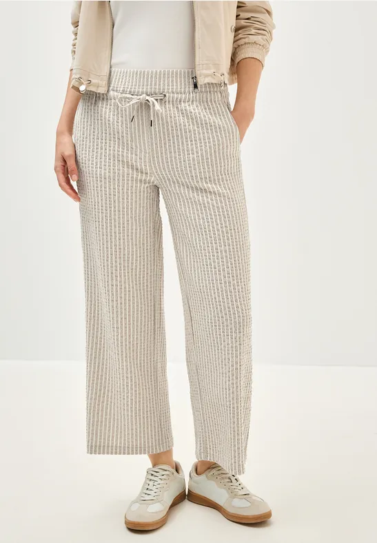 Gestreepte seersucker broek pearl beige