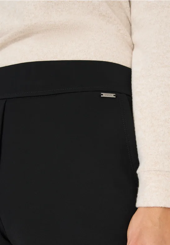 Straight Leg Hose Black