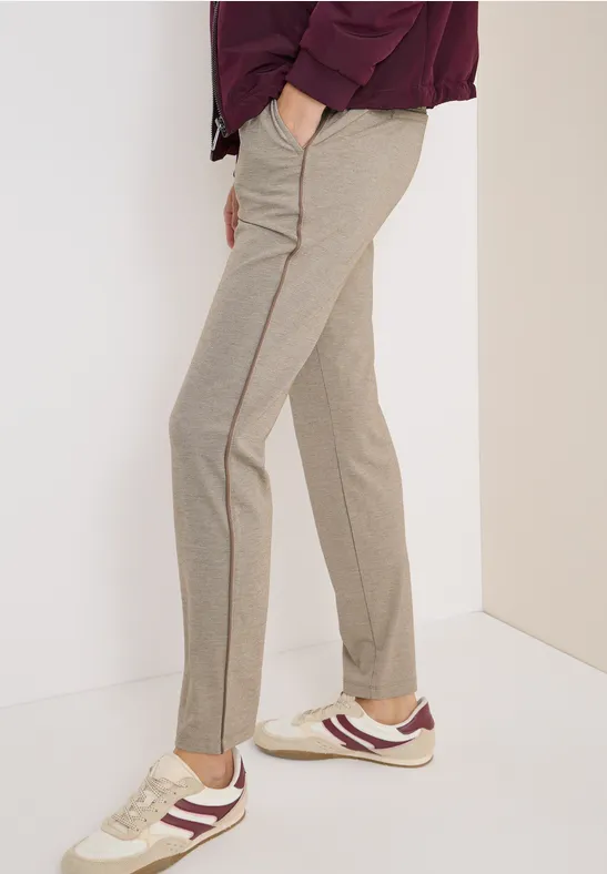 Hose mit Gallonstreifen toffee cream melange