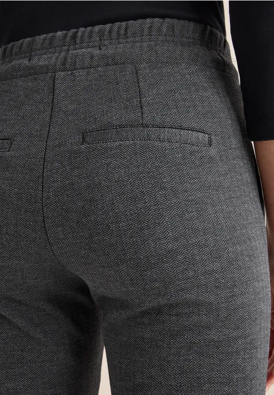Casual Fit Hose Black