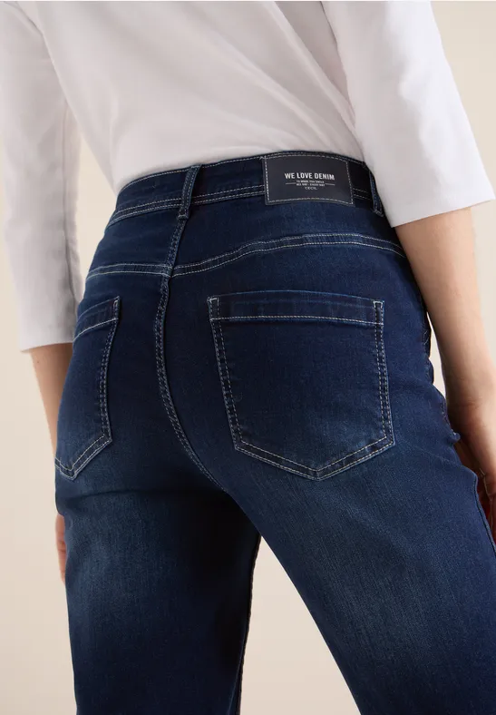 Straight Leg Jeans Dark blue wash