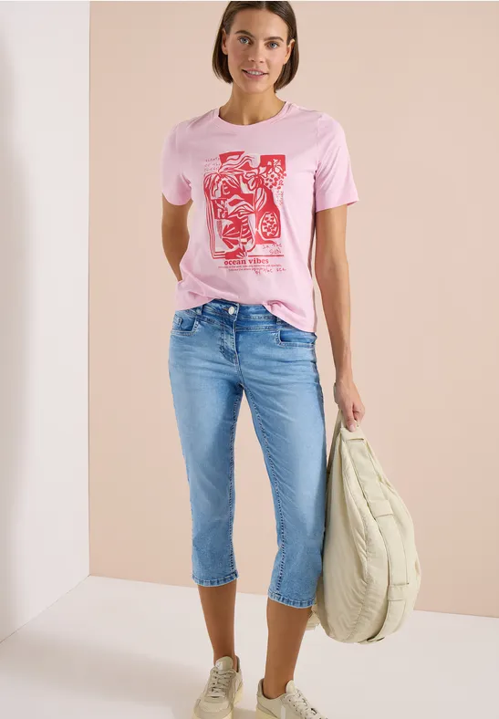 3/4 Slim Leg jeans in casual fit light blue washed