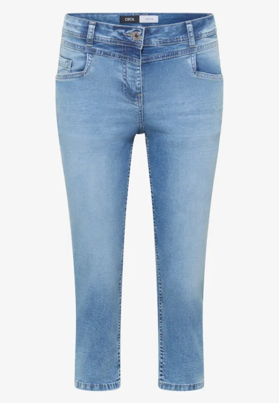 3/4 Slim Leg jeans in casual fit light blue washed
