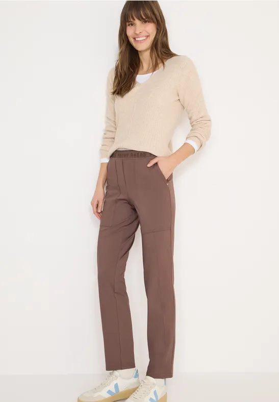Hose im Causal Fit urban taupe