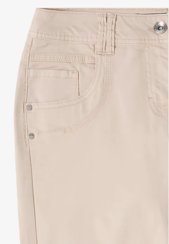 Pantalon Mid Waist Slim Leg en Casual Fit grain beige