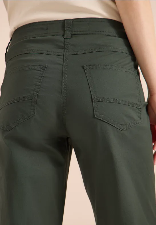 Mid Waist Slim Leg Hose mit Turn-Up clear khaki