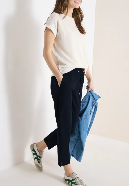 Spodnie z wąskimi nogawkami Mid Waist w stylu Casual Fit. universal blue