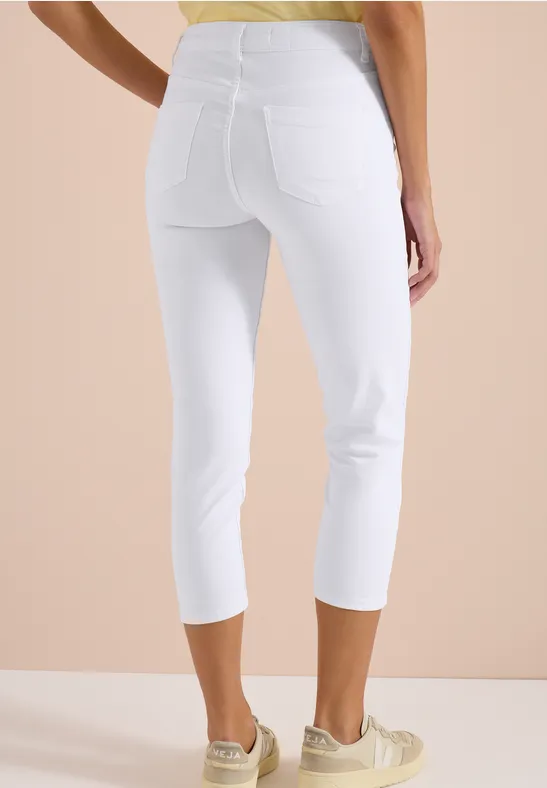 3/4 Slim Leg jeans in Slim Fit White