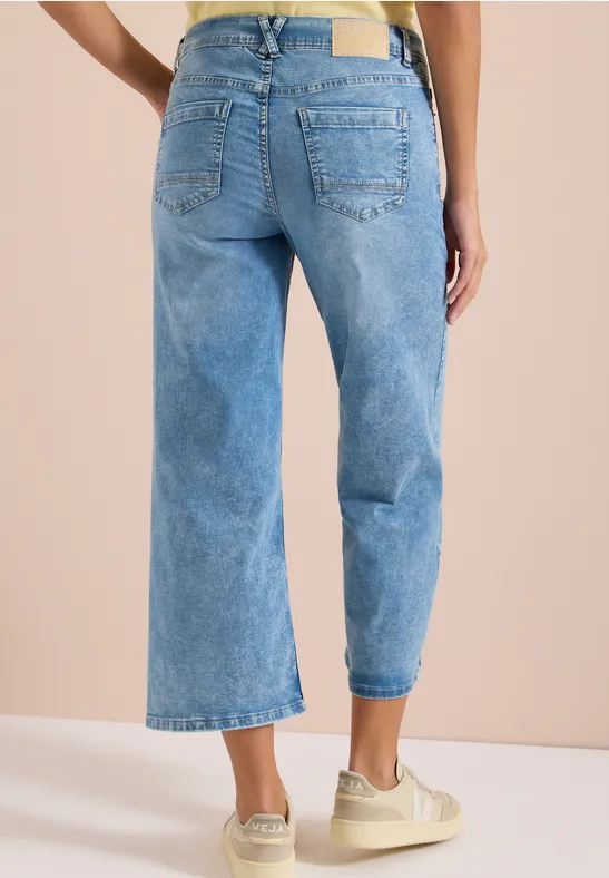 7/8 Wide Leg jeans in Slim Fit light blue washed