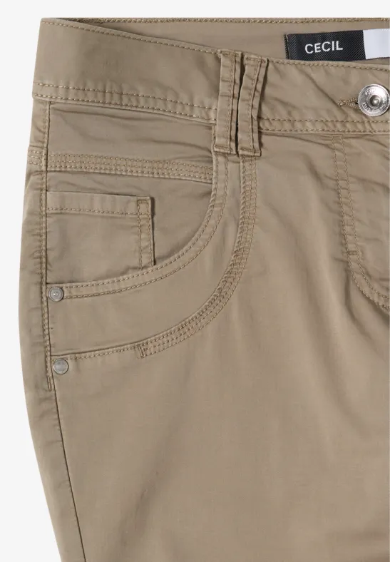 Lichtbeige katoenen broek met voorzak, muntzak en zichtbare stiksels