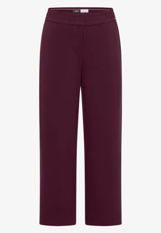 Locker sitzende, bordeauxrote Sweathose mit hohem Bund und geradem Schnitt.