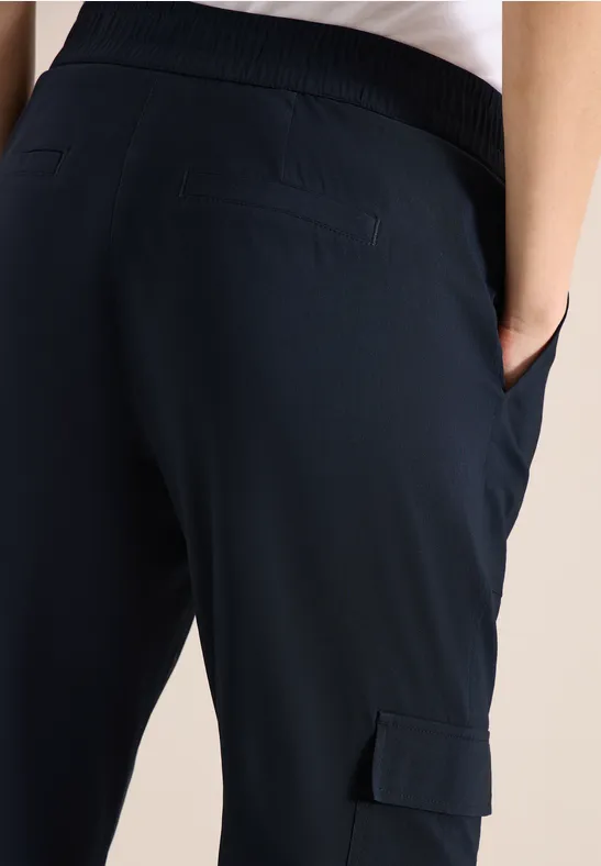 Mid Waist Slim Leg Hose im Cargo-Look universal blue