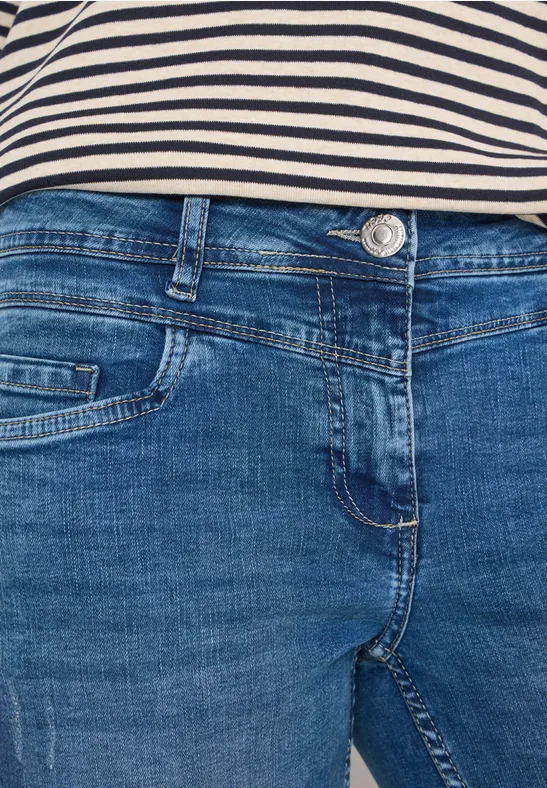 Straight Leg Jeans mid blue wash