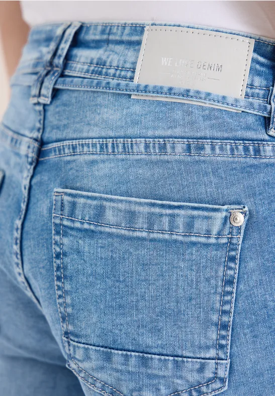 High Waist straight leg jeans met Loose Fit authentic used wash