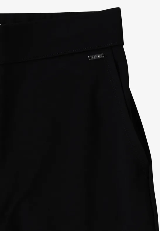 Pantalon noir décontracté avec taille élastique et poche latérale.