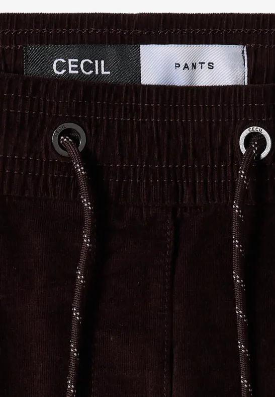 Braune Cordhose mit elastischem Bund, Kordelzug und Label CECIL