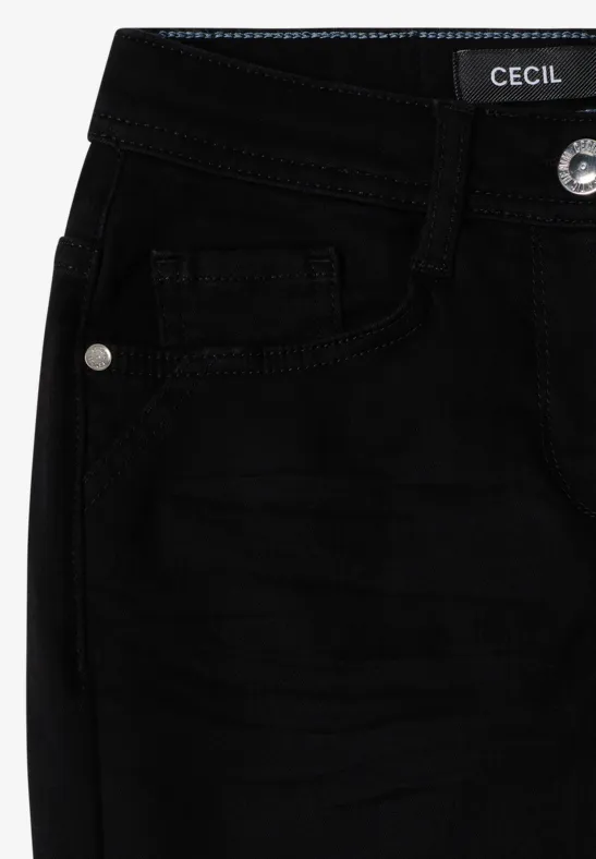 Jean noir avec passants de ceinture, poches et bouton métal de la marque CECIL.