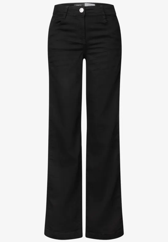 Schwarze Jeans mit weitem Bein und mittelhohem Bund. Knopf- und Reißverschluss vorne.