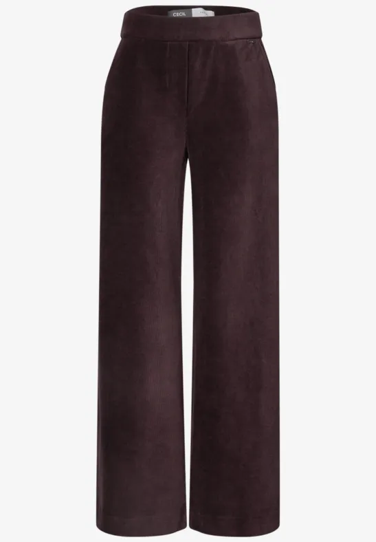 Braune Cordhose mit hoher Taille und weitem Bein.