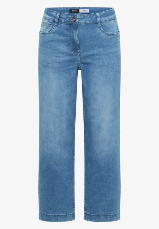 Helle, gerade geschnittene Jeans in mittlerem Blau mit klassischer Fünf-Taschen-Optik.