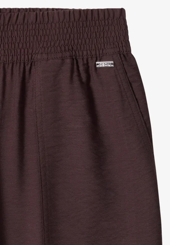 Donkerbruine vrijetijdsbuk met elastische taille en zijzakken