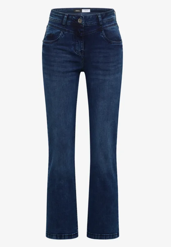 Dunkelblaue Jeanshose in Bootcut-Form mit vorderen und hinteren Taschen.