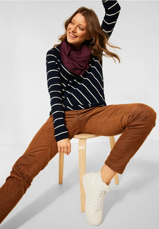 Tour de cou de couleur unie red grape