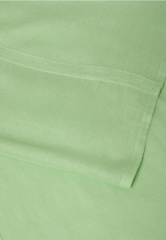 Loop Schal in Unifarbe bamboo green