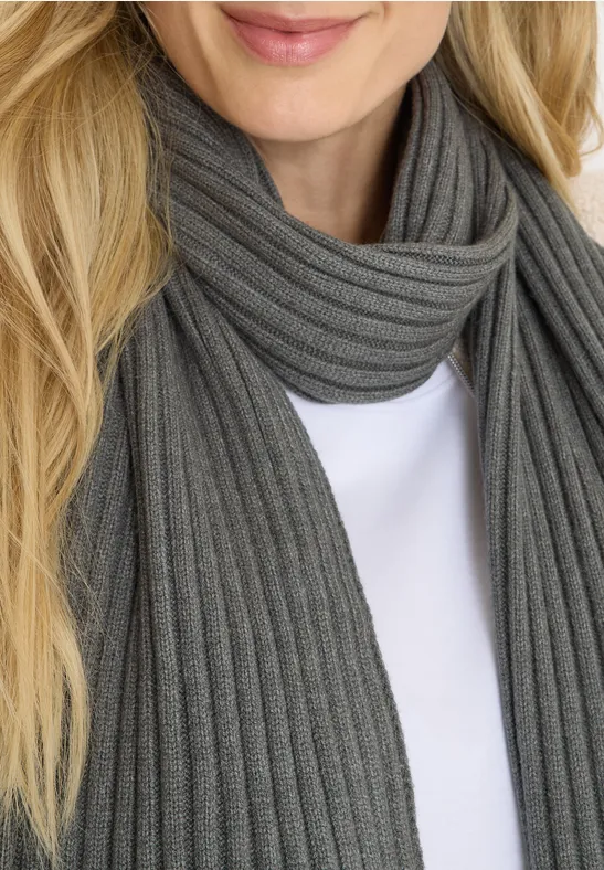 Strickschal pastel olive