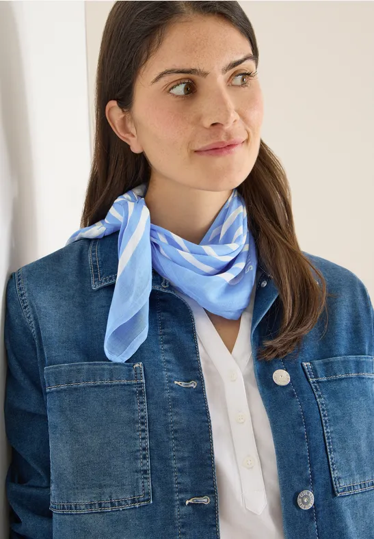 Gemustertes Bandana fountain blue