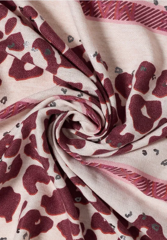 Foulard triangulaire à motif léopard berry red