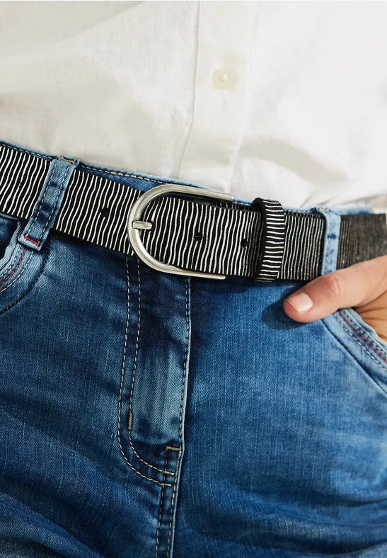 Ledergürtel mit Folienprint black foil