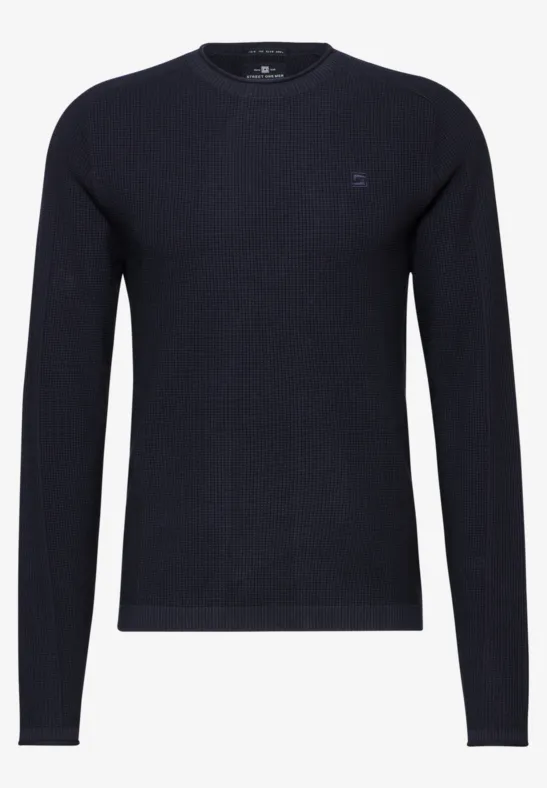 Dunkelblauer Herrenpullover mit Rundhalsausschnitt und langen Ärmeln.