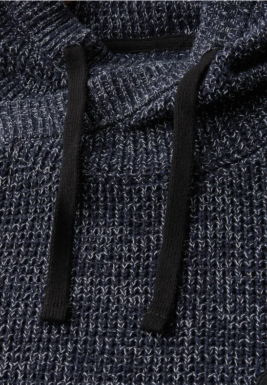 Dwukolorowy sweter w kształcie lejka night blue