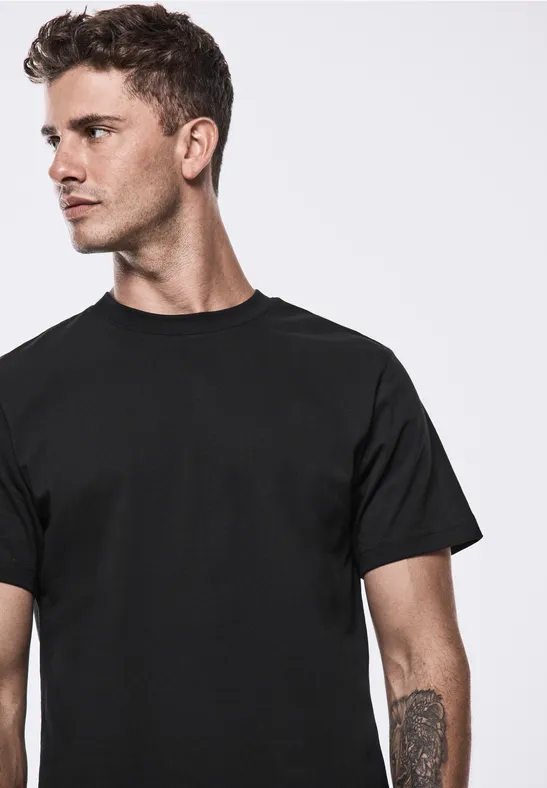 T-shirt basique de couleur unie Black