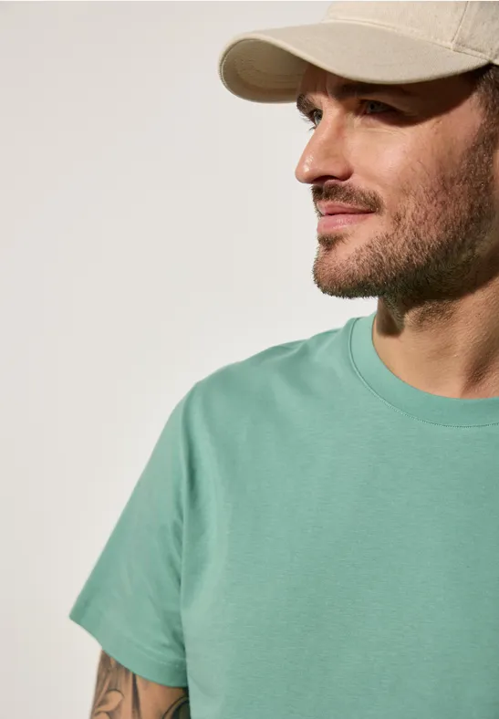 Basic T-Shirt in Unifarbe mint green