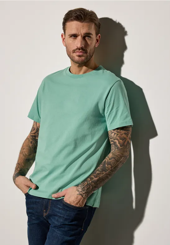 Basic T-Shirt in Unifarbe mint green
