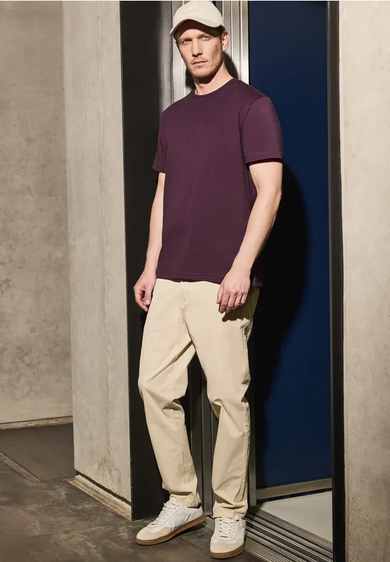 Basic T-Shirt in Unifarbe dark red