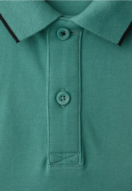 Basic Piqué Poloshirt mit Kontrastdetail caribbean green