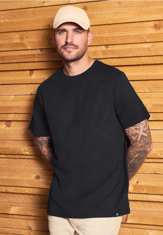 T-shirt basique en couleur unie Black